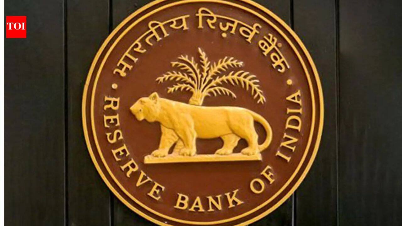Forex reserves decline by $15bn to $766bn