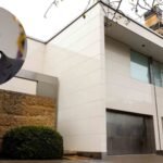A $45 million San Francisco mansion once owned by Larry Ellison kept its new buyer secret for a year; the 11,000-square-foot Billionaires Row property has now been traced to investor Chuck Esserman