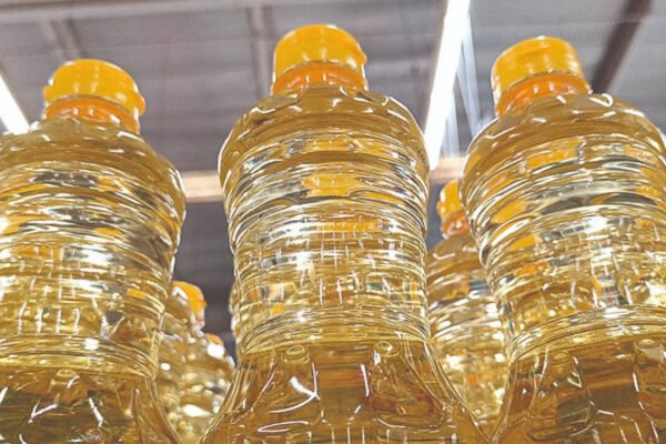 Edible oil duty cut may lift margins of snack makers