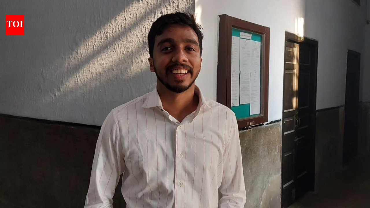 "I began reading a lot and this shaped my life": He lost most of his eyesight at 8, grew up with an autorickshaw-driver father; how Ajay R Raj cracked UPSC with AIR 109