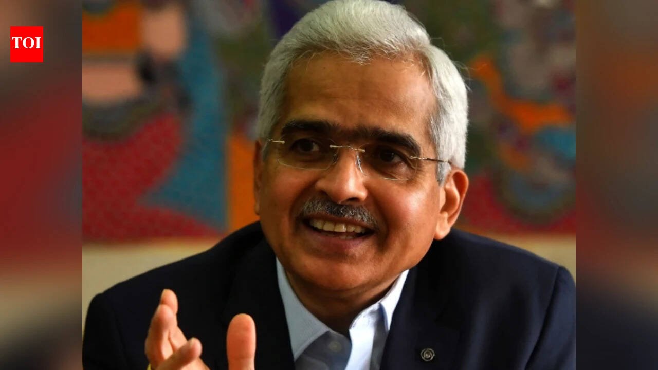Economy showing strength amid challenges: Das
