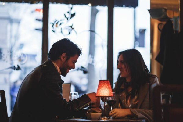 5 subtle signs your first date went better than you think
