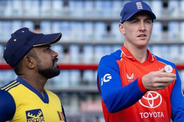 England opt to bowl against Sri Lanka in Manchester