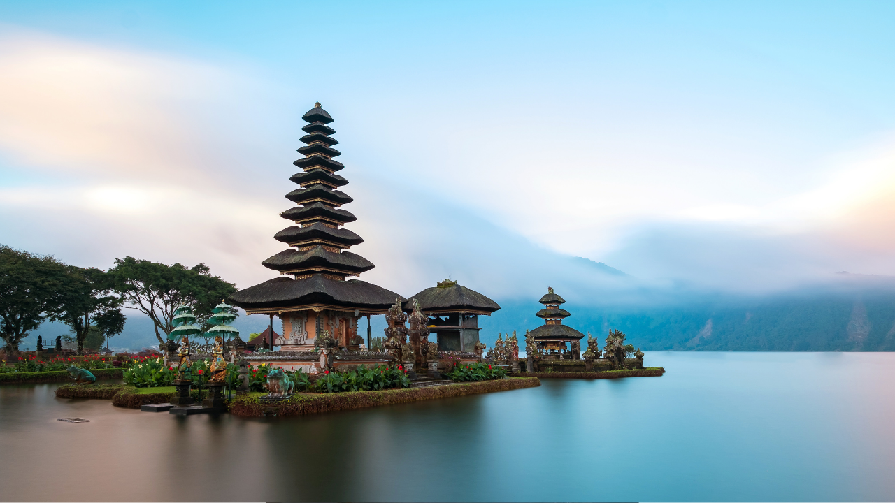 5 countries to visit this October from Delhi