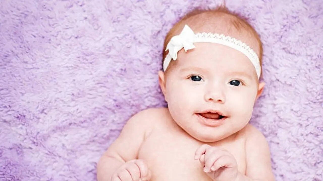 Baby girl names that mean “she who heals”
