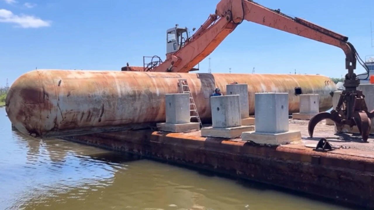 Mississippi turns 31-ton propane tank once used for firefighter training into artificial reef