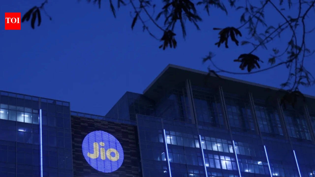 Jio Platforms IPO likely by October-end; $3.8 billion issue, $143-146 billion company valuation: Report