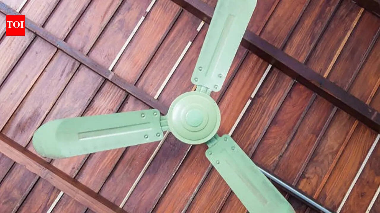 Why you should clean fans and ceilings before touching the floors