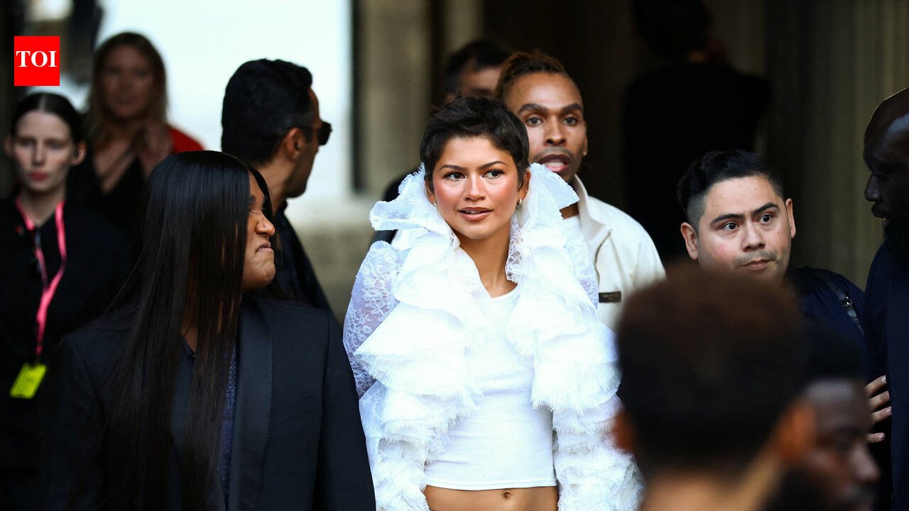 Zendaya brings back her ‘The Odyssey’ look at Louis Vuitton’s Paris Fashion Week show, but with a whole new mood