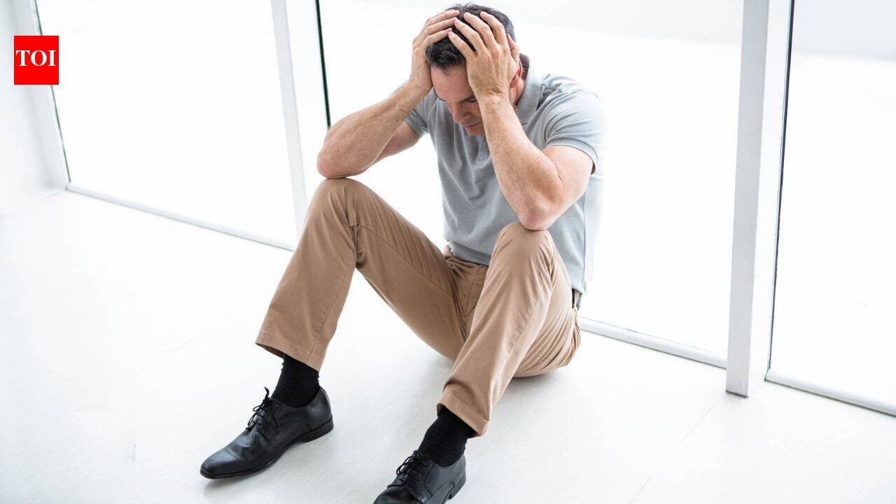 'No applause. No reassurance. No one to tell you that...': 22-year-old techie questions his life choices after childhood friend lands Rs 35 LPA job, admits to regret, self-doubt and feeling left behind