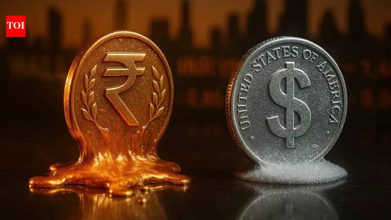 Rupee gains 20 paise against US dollar as RBI support kicks in, greenback weakens