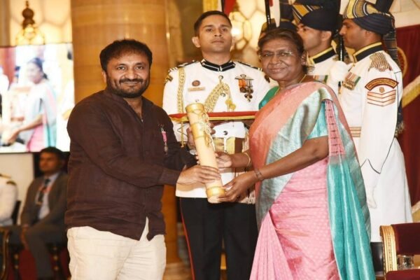 Meet Anand Kumar: He helped his mother sell papads after losing his Cambridge dream; today, his Super 30 inspires underprivileged IIT aspirants |