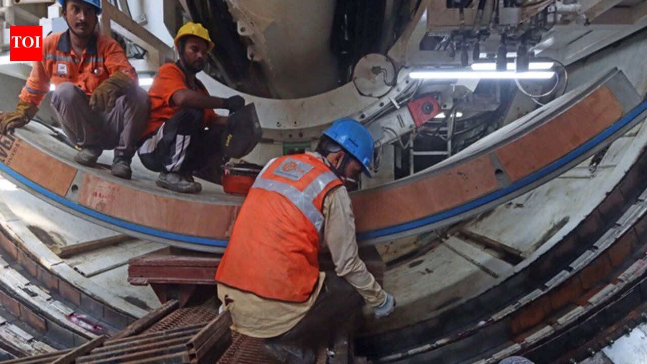 India's core sector growth accelerates to 7.9% in September; iron ore output jumps 18.4%, crude oil falls 1.4%