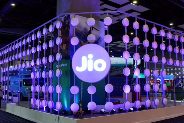 Jio Platforms' IPO becomes first public offer globally to cross 1 crore applications: Report