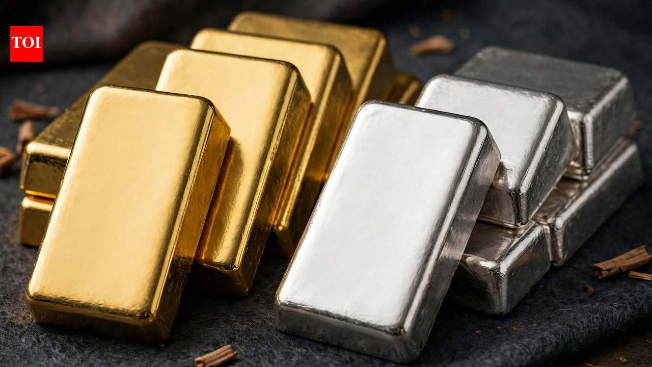 Gold, Silver Rate Today Live Updates: Gold hovers near three-month low ahead of Fed policy meeting