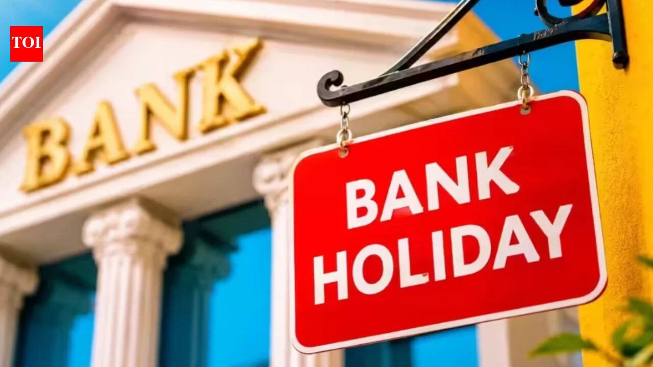 Bank holiday on Valmiki Jayanti 2026: Will banks remain shut on October 26? Check state-wise list