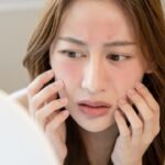 Psychology says people who constantly notice tiny flaws in their face may be caught in a cycle of self-scrutiny, where the more they inspect their appearance, the harder it becomes to feel satisfied with it |
