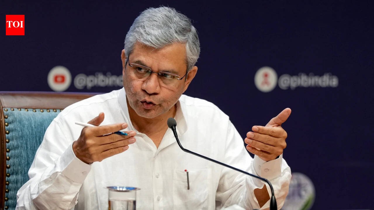 Rs 25,000 crore in taxes, 12 lakh jobs: Vaishnaw backs mobile PLI scheme