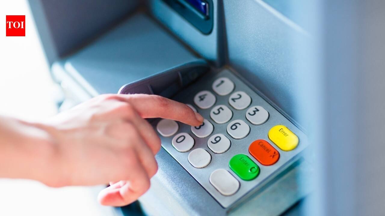 5 common mistakes people make while using an ATM