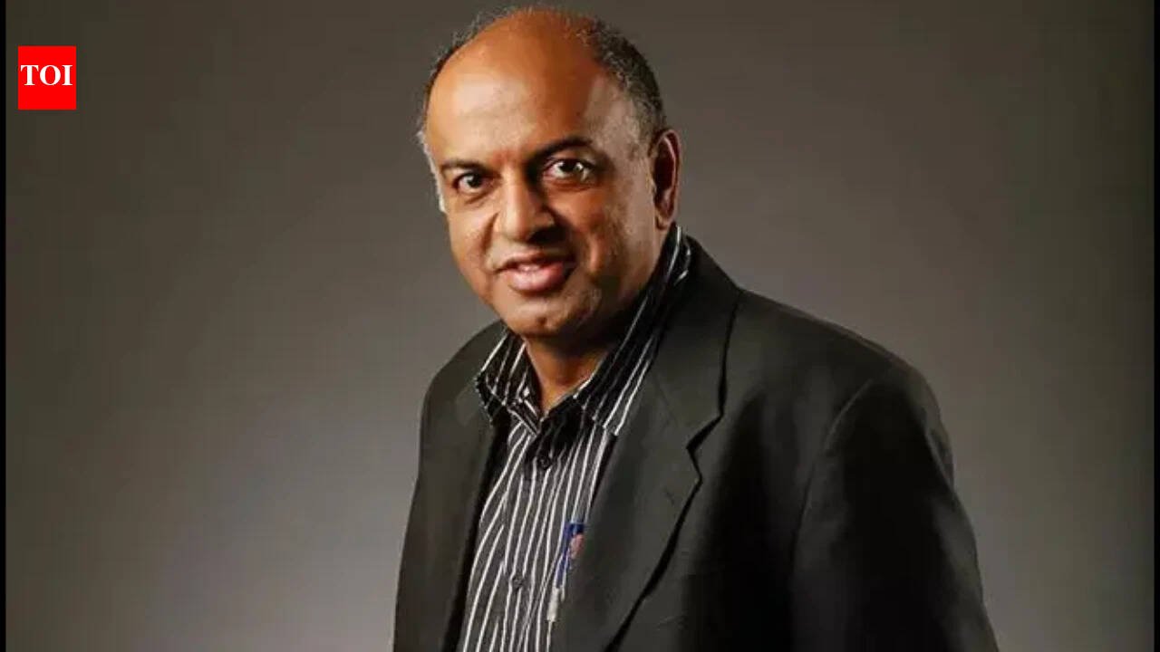 Bikhchandani set to return as Info Edge chief