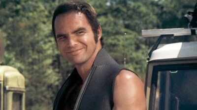 in 2006, burt reynolds's ‘valhalla’ mansion was valued at usd 15 million; years later, in 2015, it sold for usd 3.3 million, reason bankruptcy, lawsuits, and financial ruin |