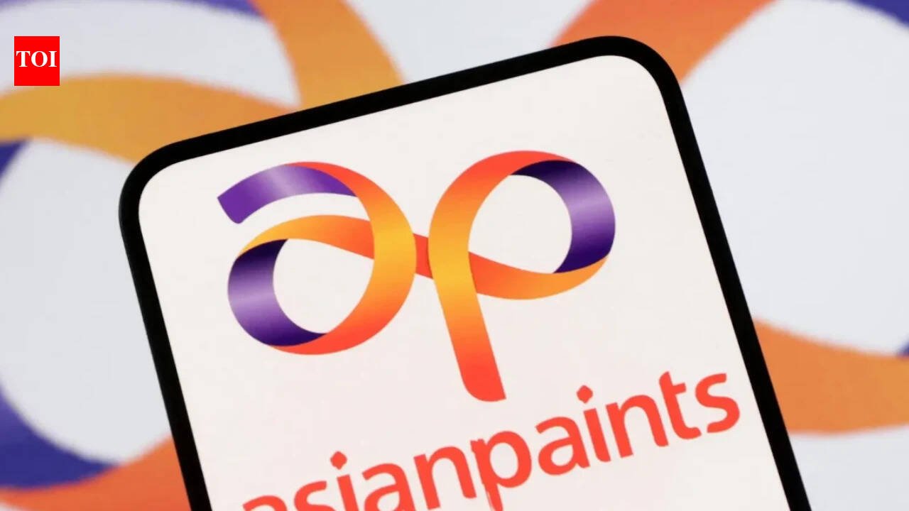 Asian Paints profit up 7.5%; inflation squeezes margins