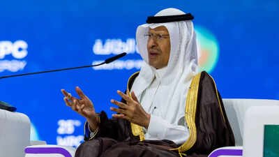 Saudi Arabia to increase crude exports to 10m barrels per day, examine transport alternatives