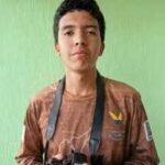 A 14-year-old Colombian inventor created a device that lets deaf children feel birdsong through vibrations |