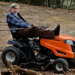 A New Hampshire groundskeeper lived in an empty trailer and mowed lawns; after his death, town discovered he had donated $3.8 million to support education, health and recreation | World News