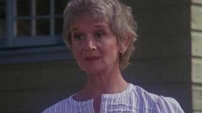 Barbara Barrie passes away at 95; Oscar-nominee opts for medically assisted death, following terminal cancer diagnosis |