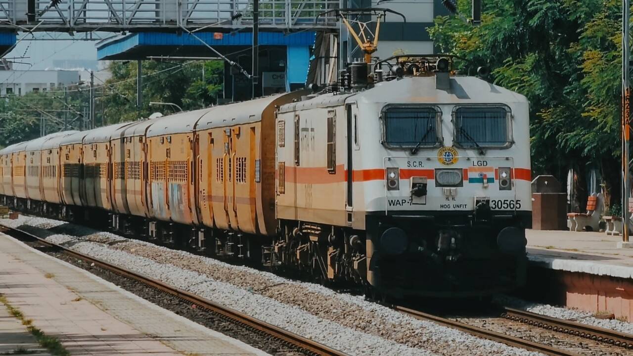 Train journey ahead? 5 things you should check before settling into your berth