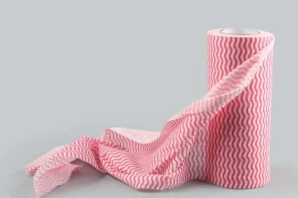Easy ways to remove stubborn food stains, grease and unpleasant odours, keep your reusable cloths fresh and hygienic, and make them look clean without using harsh chemicals