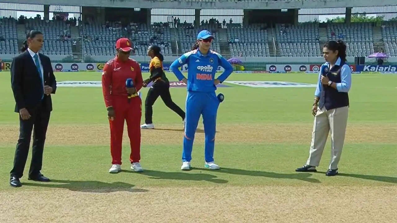 India Women 60/2 in 8.2 Overs