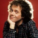 Richard Simmons’ Hollywood Hills home finally sells for $3.8 million , lot less than the asking price |