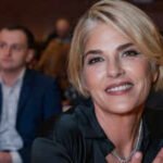 Selma Blair arrested at JFK, then hospitalized after she attacked flight attendants on a Delta plane